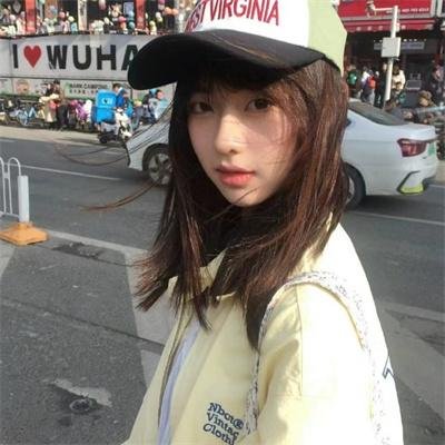 拥抱星星的月亮